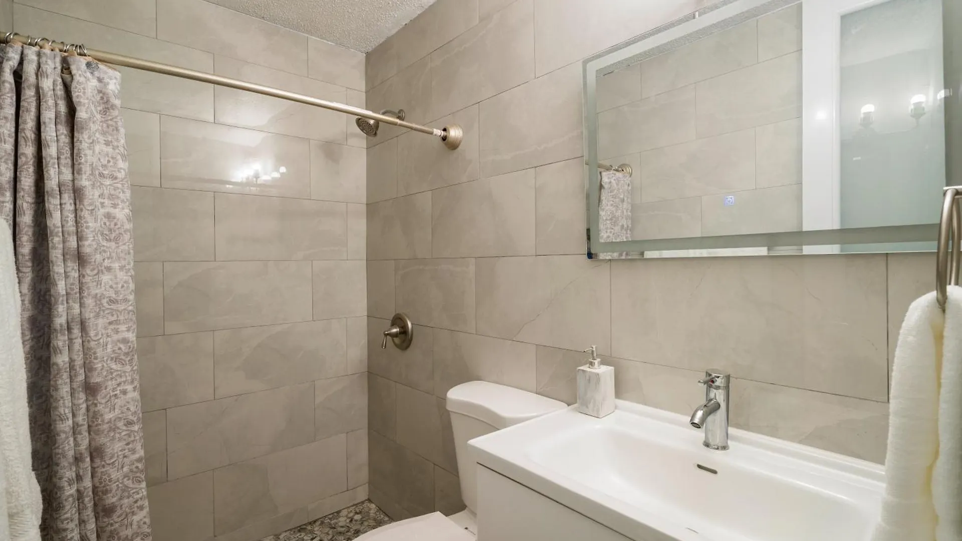 Ocean Blue Beach Apt Luquillo
